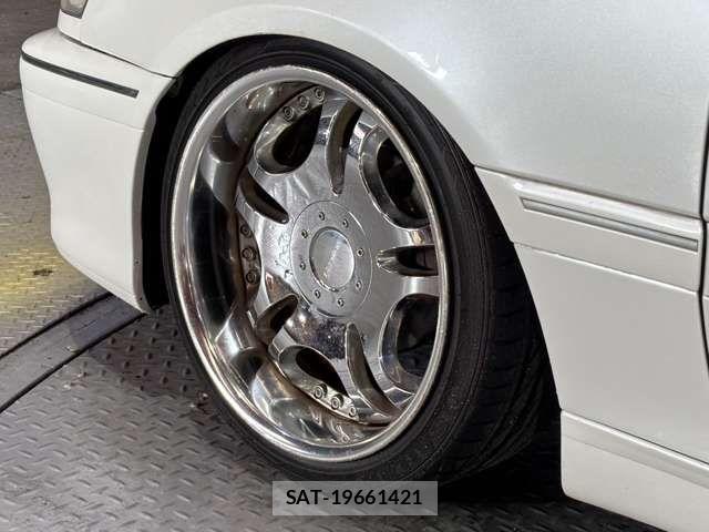 Toyota CROWN SEDAN 2003-02 6212950-4