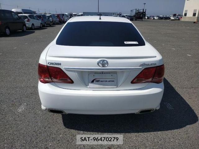 Toyota CROWN SEDAN 2009-11 6243012-4