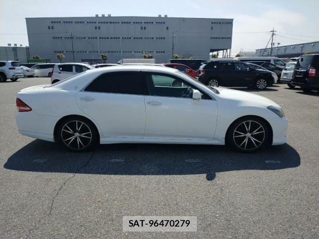 Toyota CROWN SEDAN 2009-11 6243012-6