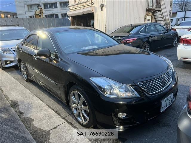 Toyota CROWN SEDAN 2009-02 6263618-0