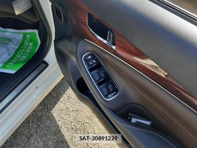 Toyota CROWN SEDAN 2013-03 6271349-28