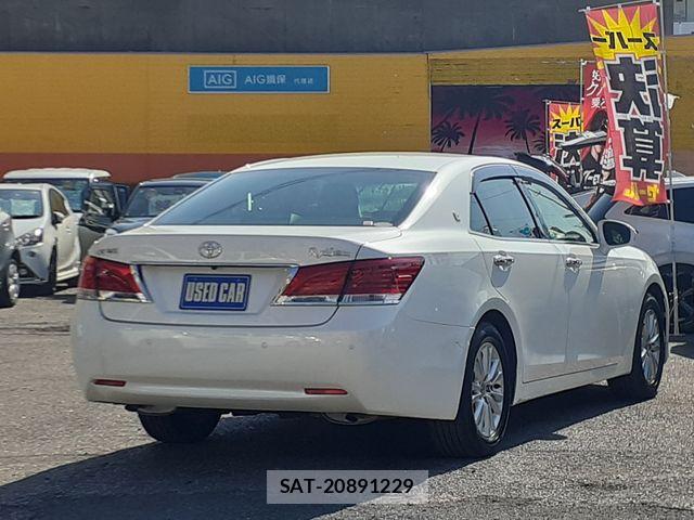 Toyota CROWN SEDAN 2013-03 6271349-2