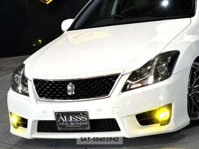 Toyota CROWN SEDAN 2012-12 6271348-9