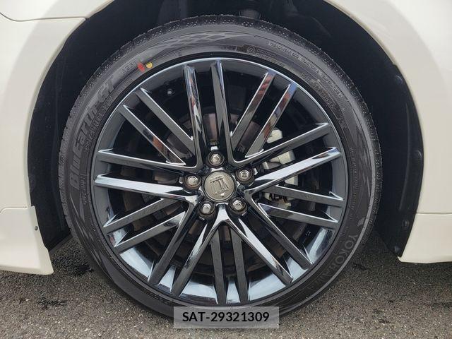 Toyota CROWN SEDAN 2017-12 6496233-9