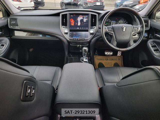 Toyota CROWN SEDAN 2017-12 6496233-22