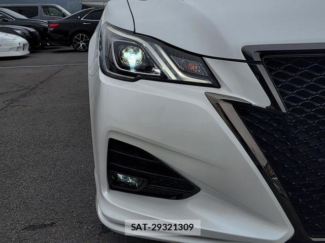 Toyota CROWN SEDAN 2017-12 6496233-27