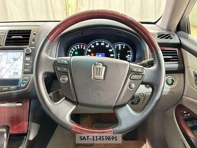 Toyota CROWN SEDAN 2008-07 6611208-9
