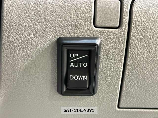Toyota CROWN SEDAN 2008-07 6611208-16
