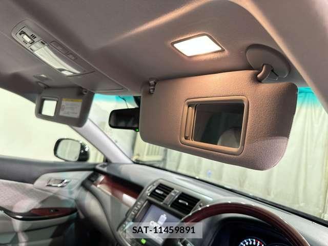 Toyota CROWN SEDAN 2008-07 6611208-27
