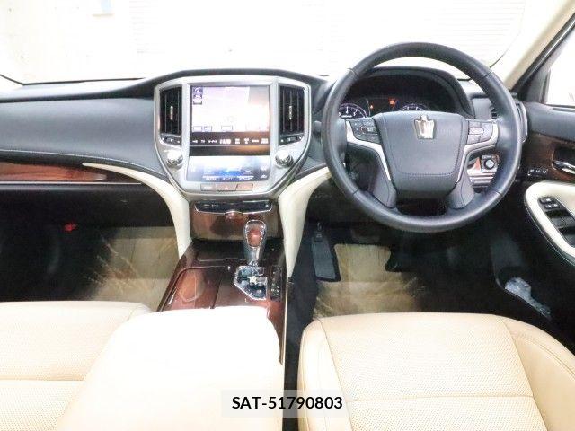 Toyota CROWN SEDAN 2014-07 6611200-2