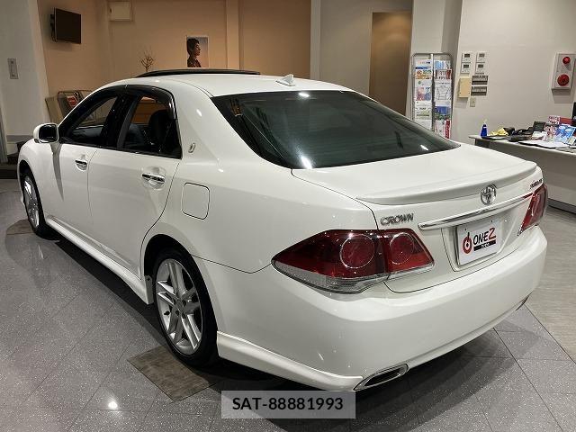 Toyota CROWN SEDAN 2012-03 6611202-17