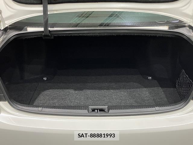 Toyota CROWN SEDAN 2012-03 6611202-22
