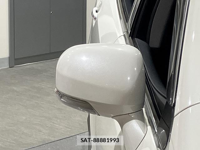 Toyota CROWN SEDAN 2012-03 6611202-27