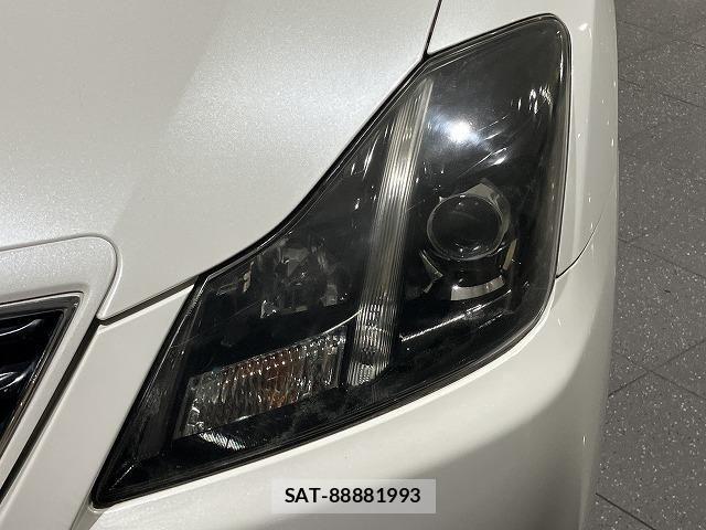 Toyota CROWN SEDAN 2012-03 6611202-28