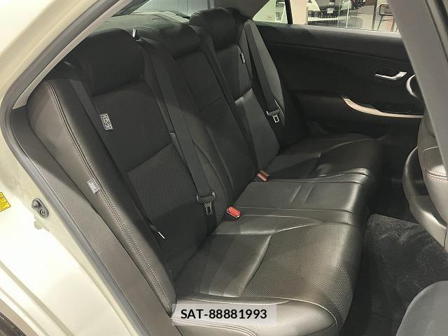 Toyota CROWN SEDAN 2012-03 6611202-7