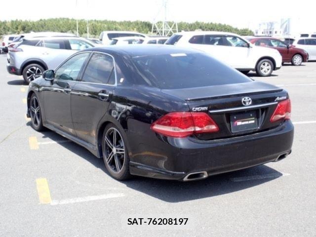 Toyota CROWN SEDAN 2008-10 6611211-3