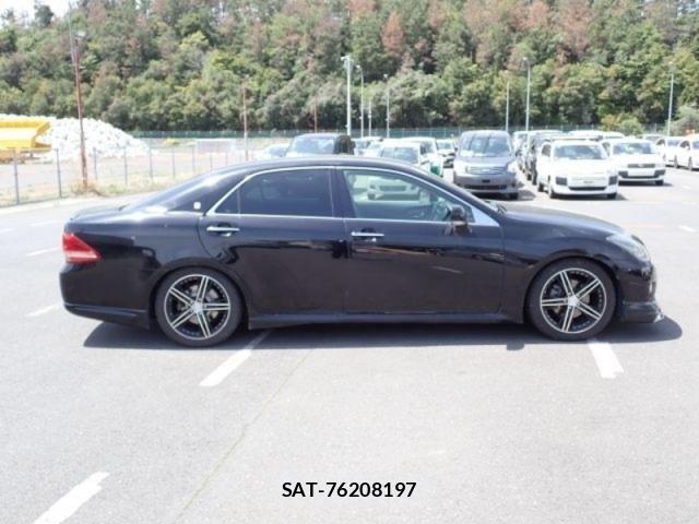 Toyota CROWN SEDAN 2008-10 6611211-6