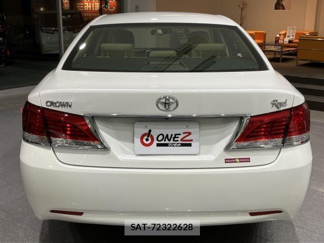 Toyota CROWN SEDAN 2014-06 6611199-11