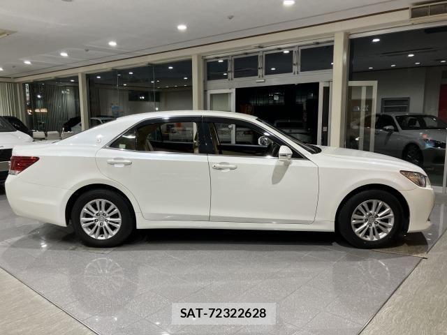 Toyota CROWN SEDAN 2014-06 6611199-6