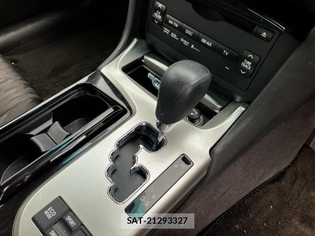 Toyota CROWN SEDAN 2010-03 6611210-24