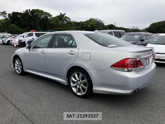 Toyota CROWN SEDAN 2010-03 6611210-3