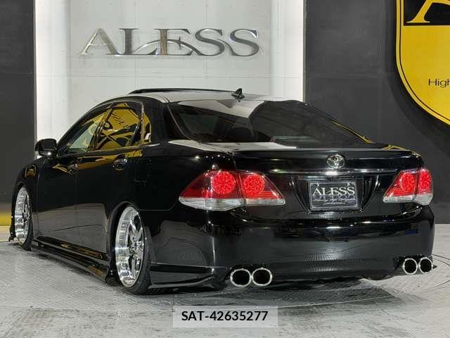 Toyota CROWN SEDAN 2011-09 6611205-10