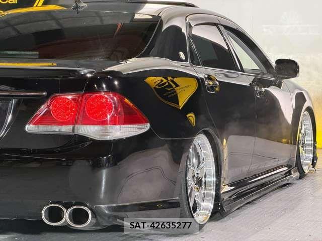Toyota CROWN SEDAN 2011-09 6611205-2
