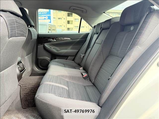 Toyota CROWN SEDAN 2015-11 6611201-9