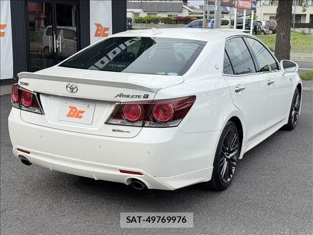 Toyota CROWN SEDAN 2015-11 6611201-23