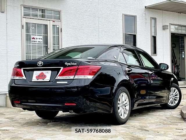 Toyota CROWN SEDAN 2015-02 6670961-2