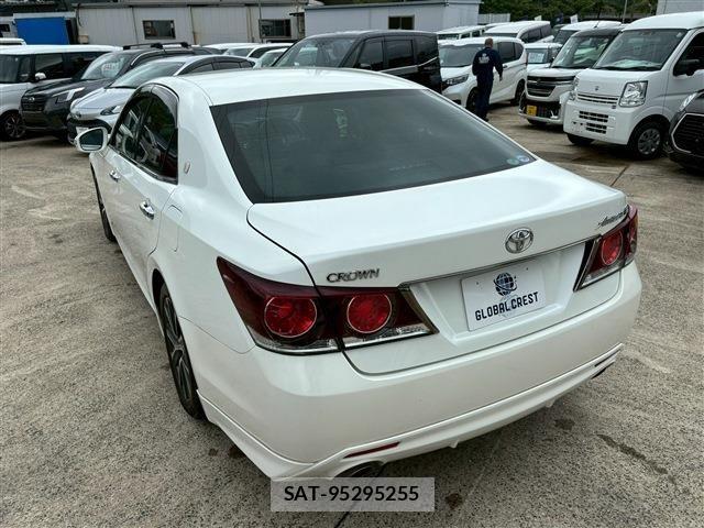 Toyota CROWN SEDAN 2015-12 6670959-9