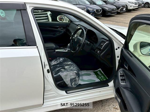 Toyota CROWN SEDAN 2015-12 6670959-13