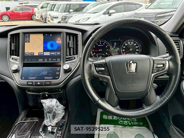 Toyota CROWN SEDAN 2015-12 6670959-18