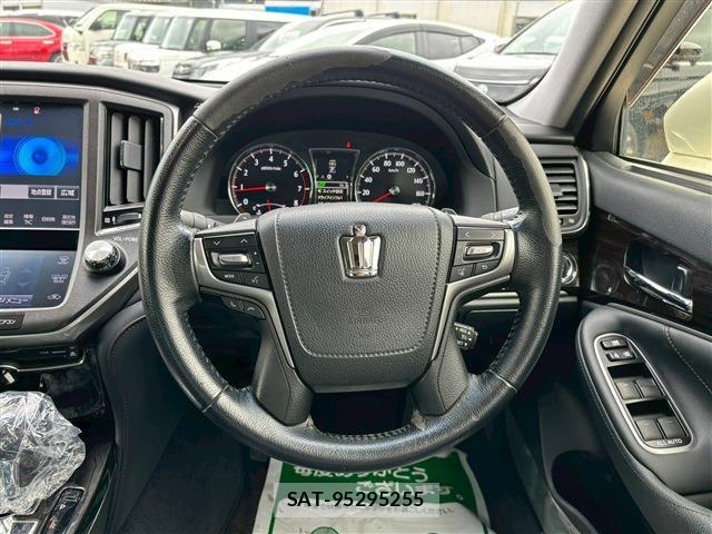 Toyota CROWN SEDAN 2015-12 6670959-20