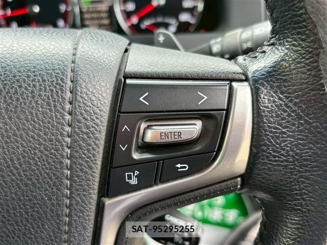 Toyota CROWN SEDAN 2015-12 6670959-22