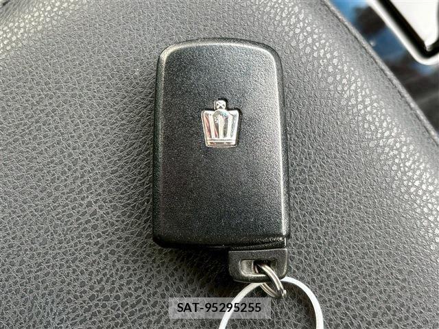 Toyota CROWN SEDAN 2015-12 6670959-29