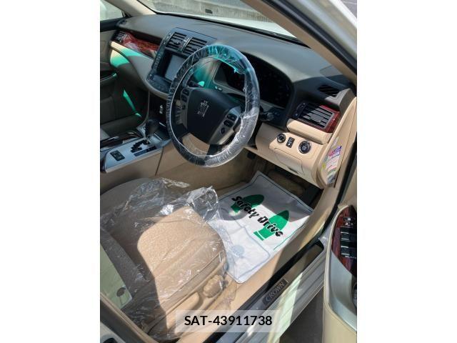 Toyota CROWN SEDAN 2011-10 6670966-10