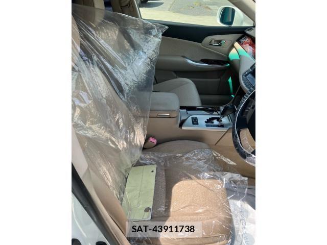 Toyota CROWN SEDAN 2011-10 6670966-11