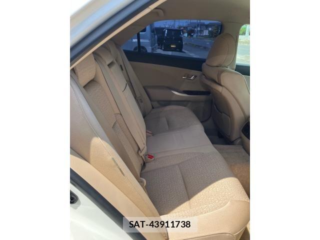 Toyota CROWN SEDAN 2011-10 6670966-12