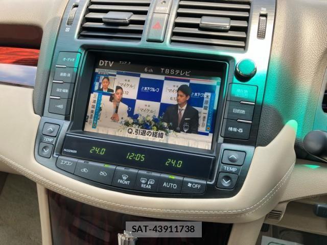 Toyota CROWN SEDAN 2011-10 6670966-20