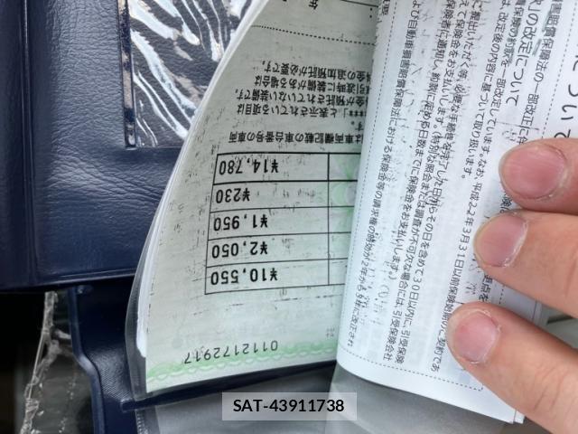 Toyota CROWN SEDAN 2011-10 6670966-22