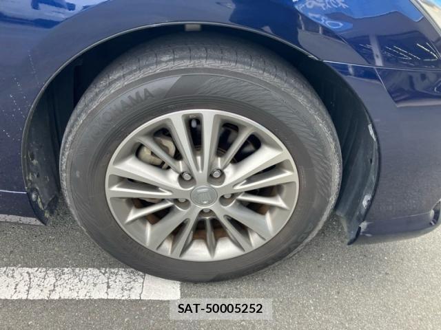 Toyota CROWN SEDAN 2011-04 6675475-2