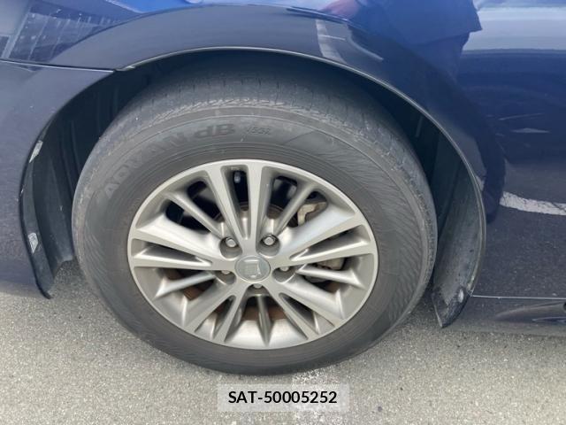 Toyota CROWN SEDAN 2011-04 6675475-5