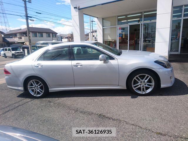 Toyota CROWN SEDAN 2011-11 6675473-9