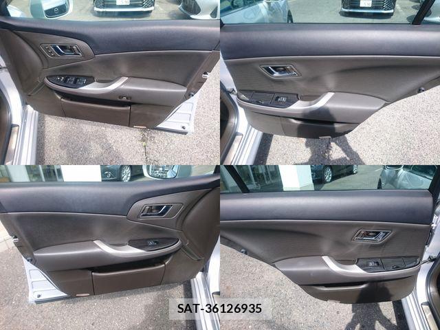 Toyota CROWN SEDAN 2011-11 6675473-13