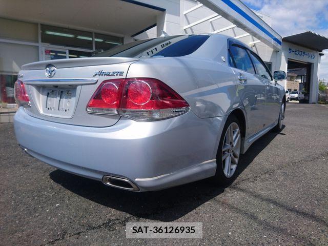 Toyota CROWN SEDAN 2011-11 6675473-3