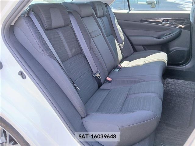 Toyota CROWN SEDAN 2016-04 6683727-15