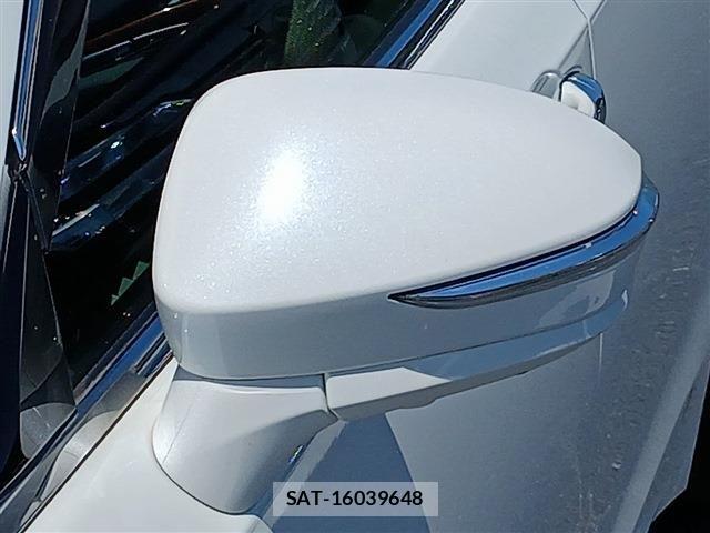 Toyota CROWN SEDAN 2016-04 6683727-29