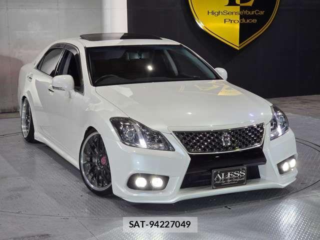 Toyota CROWN SEDAN 2010-07 6690961-2