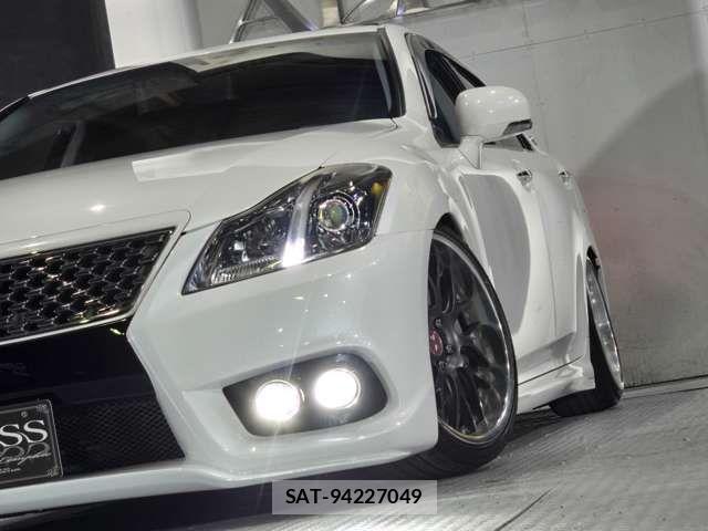 Toyota CROWN SEDAN 2010-07 6690961-8